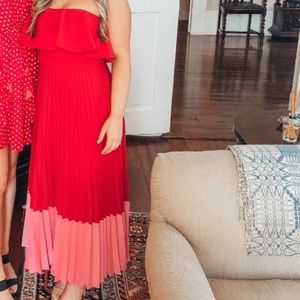 Color block strapless pleated midi dress